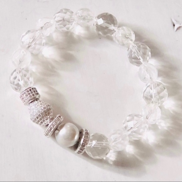 Pave Cubic Zirconia, Pearl, Heavyweight Crystal, & Silver Stretch Bracelet - Picture 4 of 5